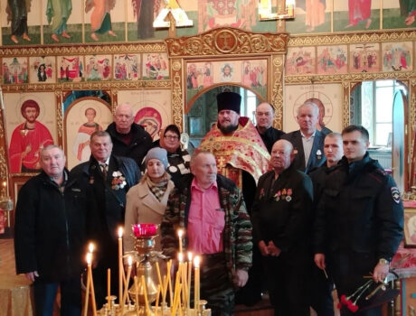 В Свято-Ильинском храме села Красное молитвенно почтили память погибших ликвидаторов аварии на Чернобыльской АЭС