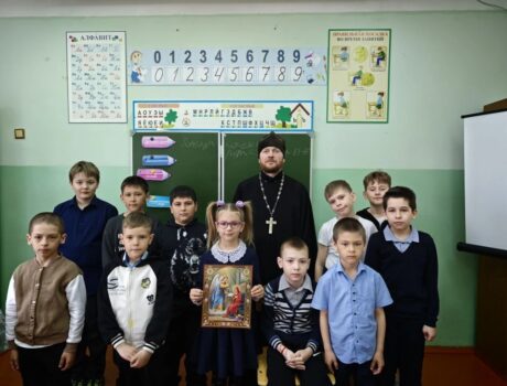 Настоятель храма Покрова Пресвятой Богородицы села Сетище посетил МОУ «Сетищенская оош»